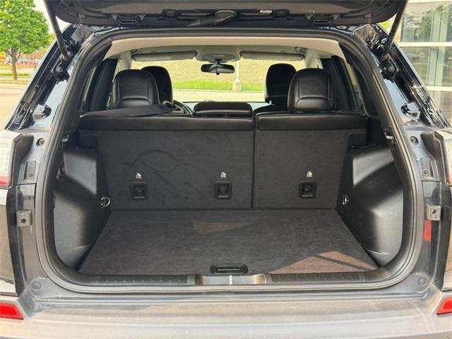 used 2019 Jeep Cherokee car, priced at $13,990