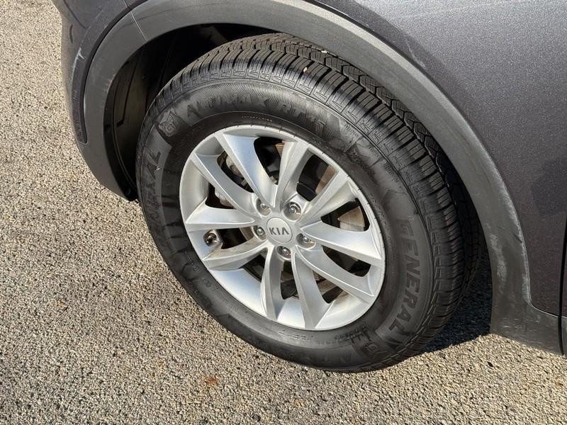 used 2017 Kia Sorento car, priced at $11,400
