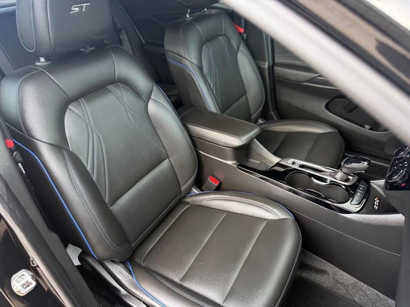 used 2024 Buick Envista car, priced at $25,000