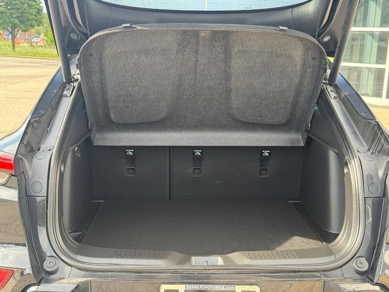 used 2024 Buick Envista car, priced at $25,000