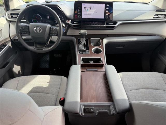 used 2024 Toyota Sienna car, priced at $41,990
