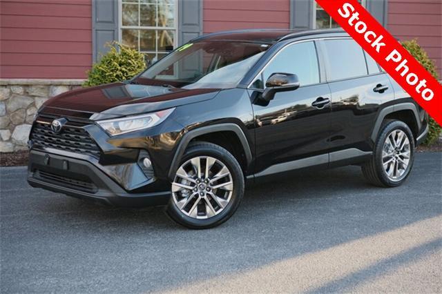 used 2019 Toyota RAV4 car