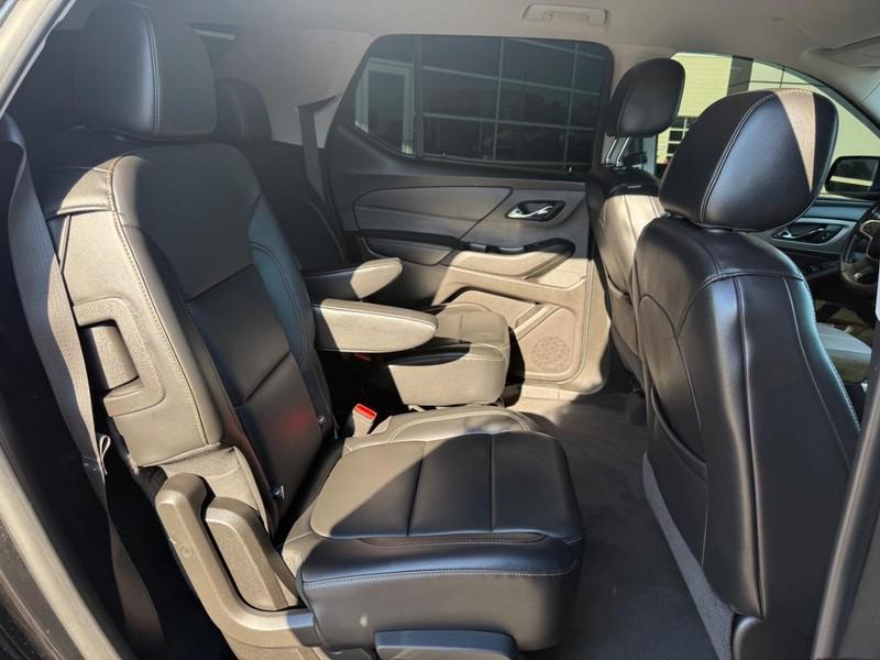 used 2019 Chevrolet Traverse car, priced at $16,220