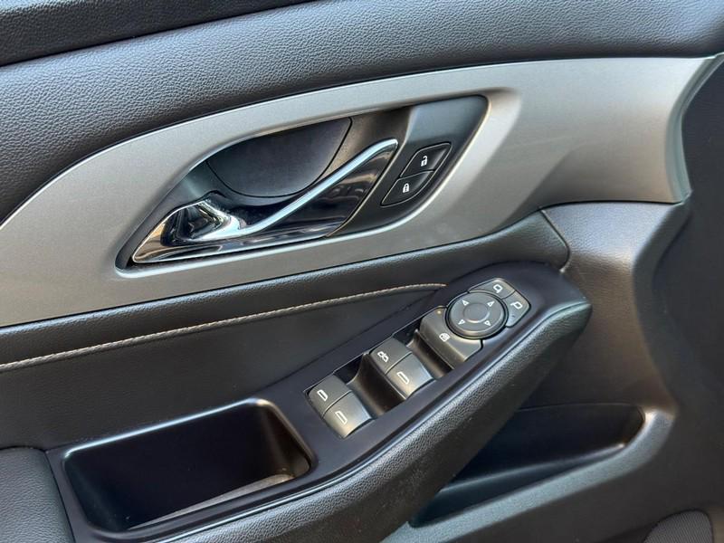 used 2019 Chevrolet Traverse car, priced at $16,220
