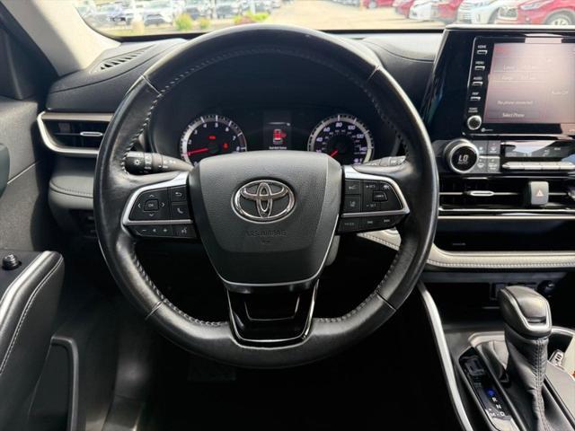 used 2020 Toyota Highlander car, priced at $27,883