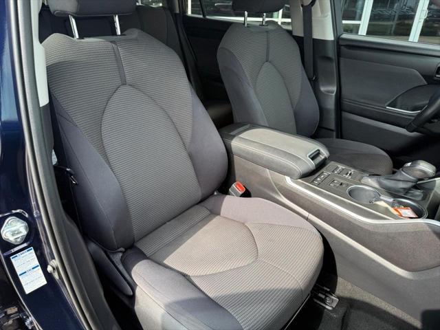 used 2020 Toyota Highlander car, priced at $27,883
