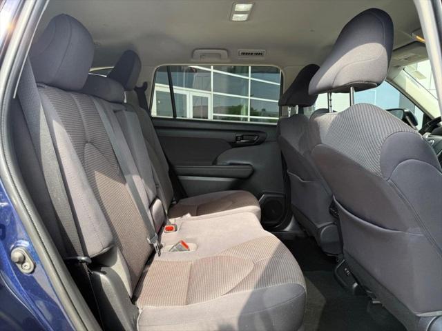 used 2020 Toyota Highlander car, priced at $27,883