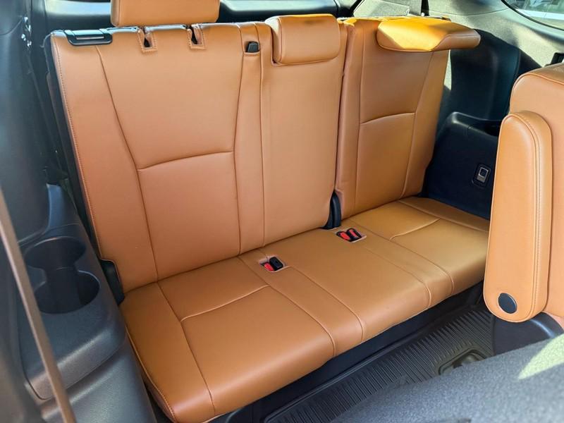 used 2023 Toyota Highlander car, priced at $44,733