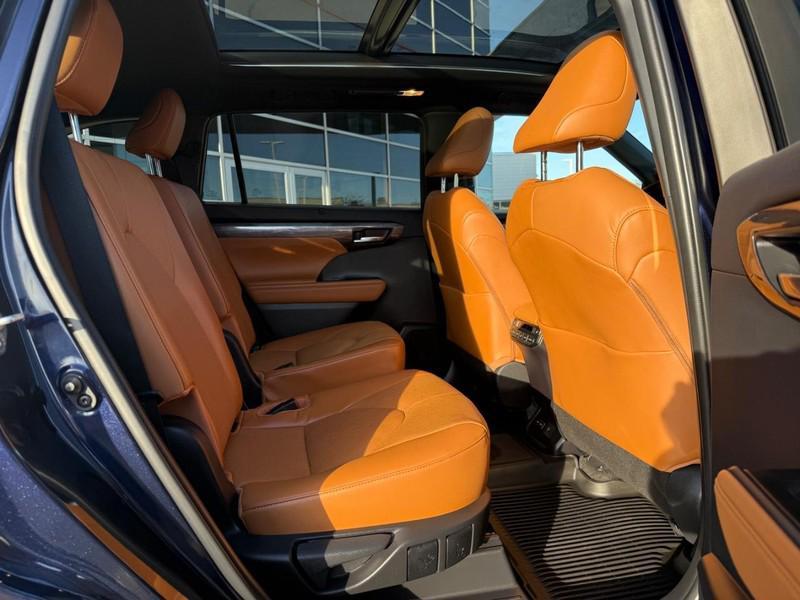 used 2023 Toyota Highlander car, priced at $44,733