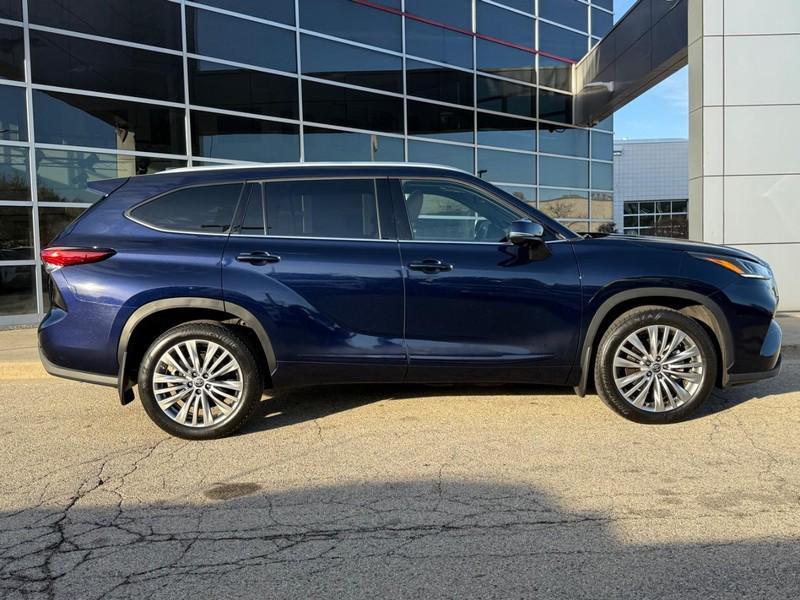 used 2023 Toyota Highlander car, priced at $44,733