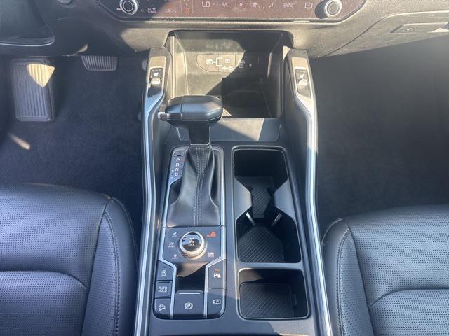 used 2024 Kia Sorento car, priced at $26,753