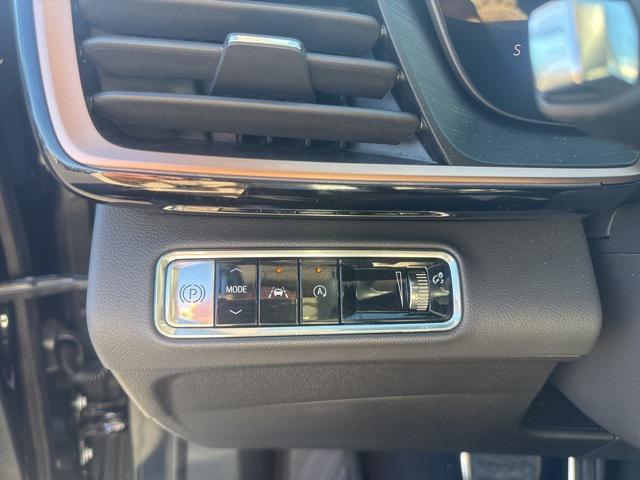 used 2025 Buick Envision car, priced at $32,994