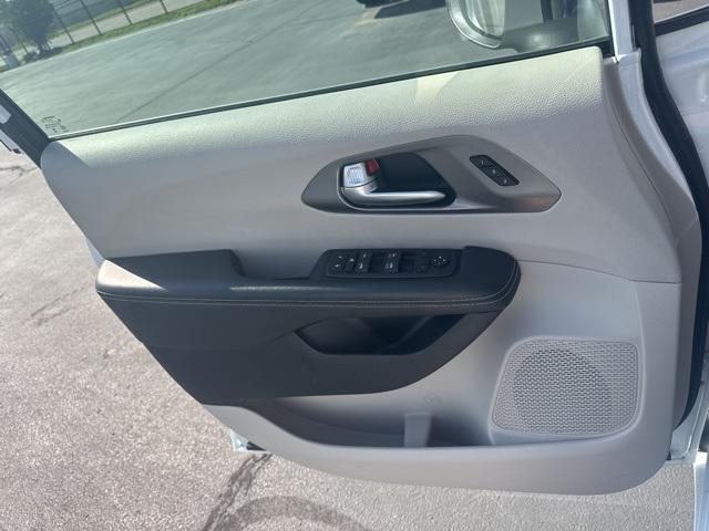 used 2023 Chrysler Pacifica car, priced at $24,489