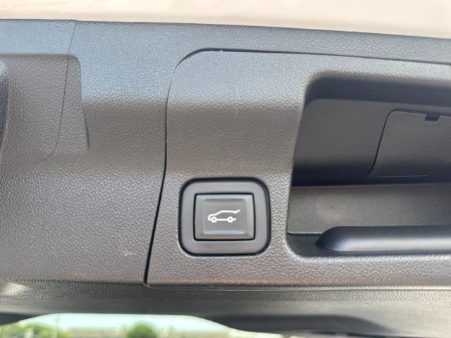 used 2023 GMC Acadia car, priced at $28,990