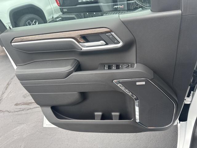 new 2025 GMC Sierra 1500 car, priced at $64,690