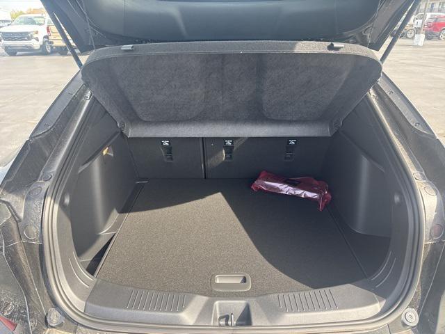new 2025 Buick Envista car, priced at $27,470
