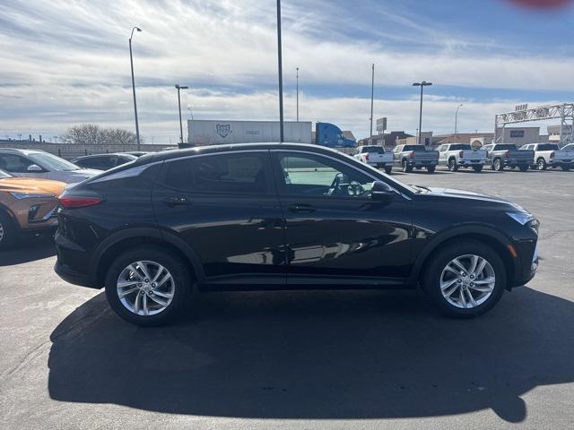 new 2025 Buick Envista car, priced at $26,920