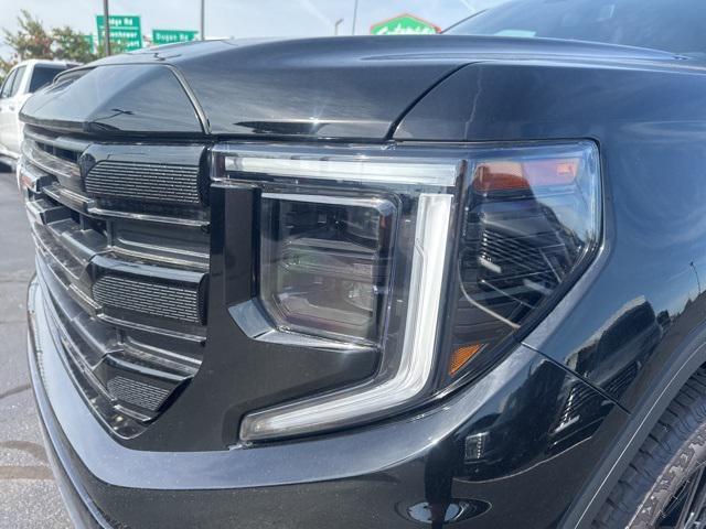 new 2025 GMC Sierra 1500 car, priced at $64,035