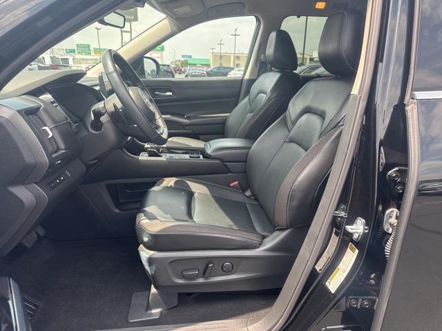 used 2023 Nissan Pathfinder car, priced at $32,990
