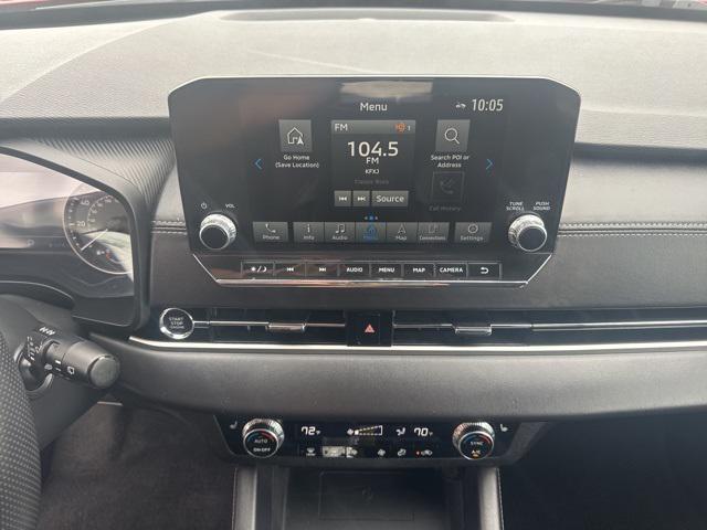 used 2024 Mitsubishi Outlander car, priced at $22,975