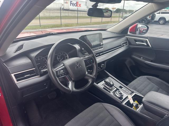 used 2024 Mitsubishi Outlander car, priced at $22,975
