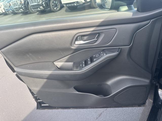 used 2024 Nissan Rogue car, priced at $21,777