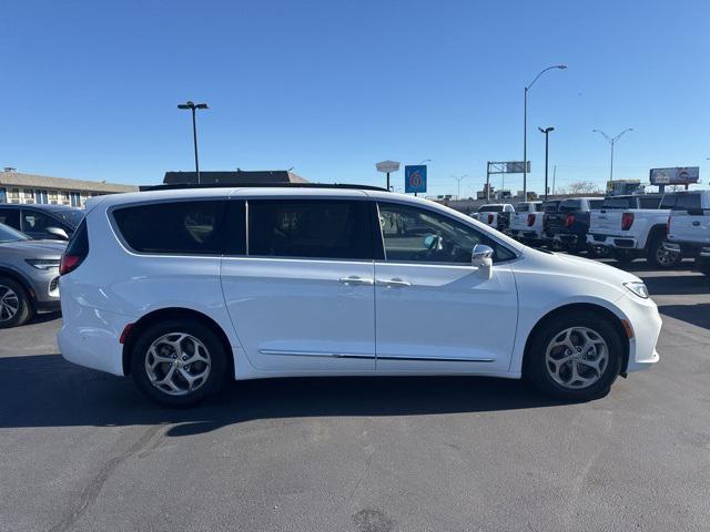 used 2022 Chrysler Pacifica car, priced at $25,678