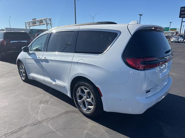 used 2022 Chrysler Pacifica car, priced at $25,678