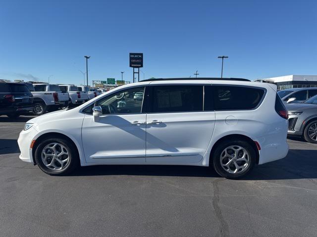 used 2022 Chrysler Pacifica car, priced at $25,678