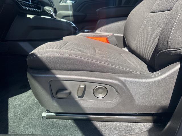 new 2025 GMC Canyon car, priced at $46,015