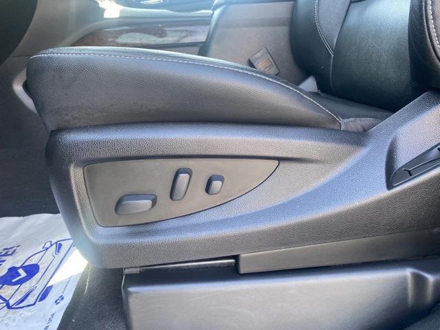 used 2020 GMC Yukon car, priced at $29,990