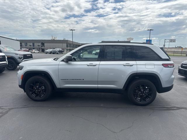 used 2024 Jeep Grand Cherokee car, priced at $36,777