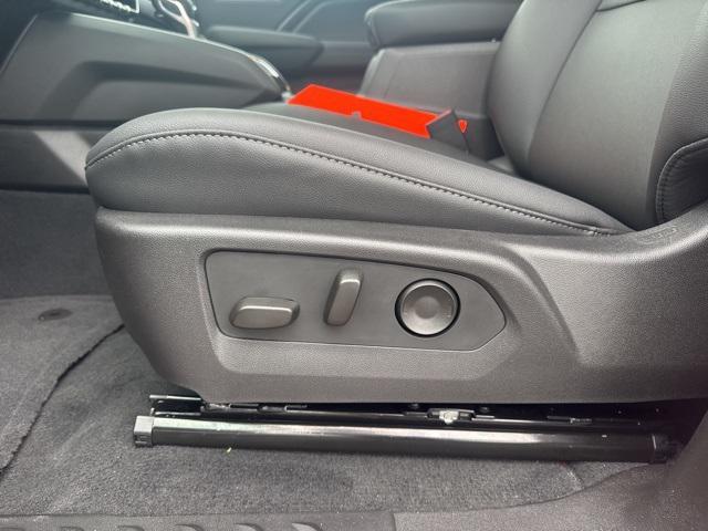 new 2025 GMC Canyon car, priced at $47,435