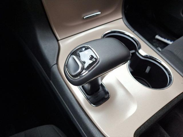 used 2015 Jeep Grand Cherokee car, priced at $13,599