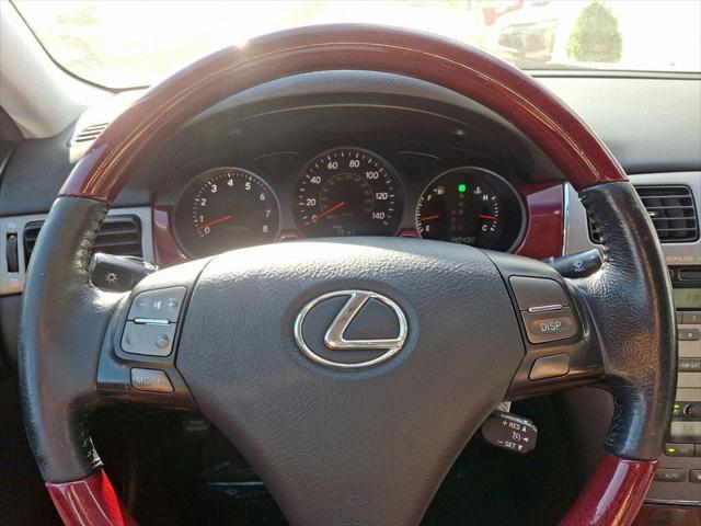 used 2005 Lexus ES 330 car, priced at $6,995