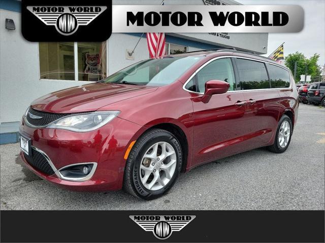 used 2018 Chrysler Pacifica car, priced at $16,599