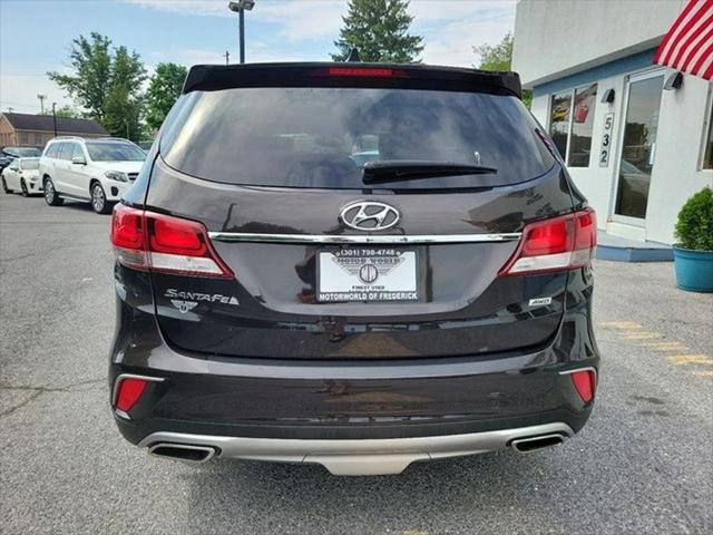 used 2018 Hyundai Santa Fe car, priced at $18,599