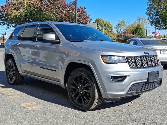 used 2017 Jeep Grand Cherokee car, priced at $17,995