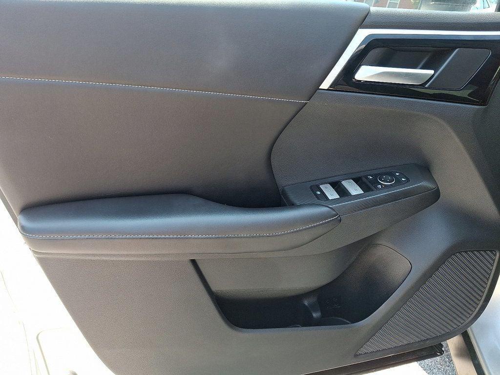 used 2022 Mitsubishi Outlander car, priced at $21,995