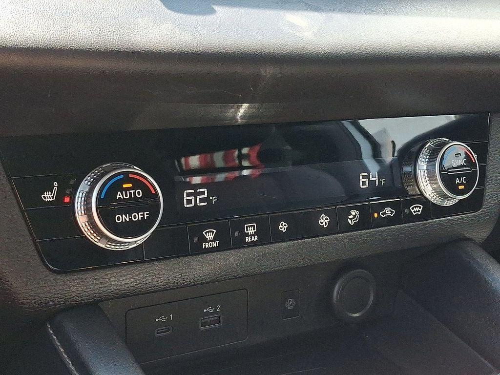 used 2022 Mitsubishi Outlander car, priced at $21,995