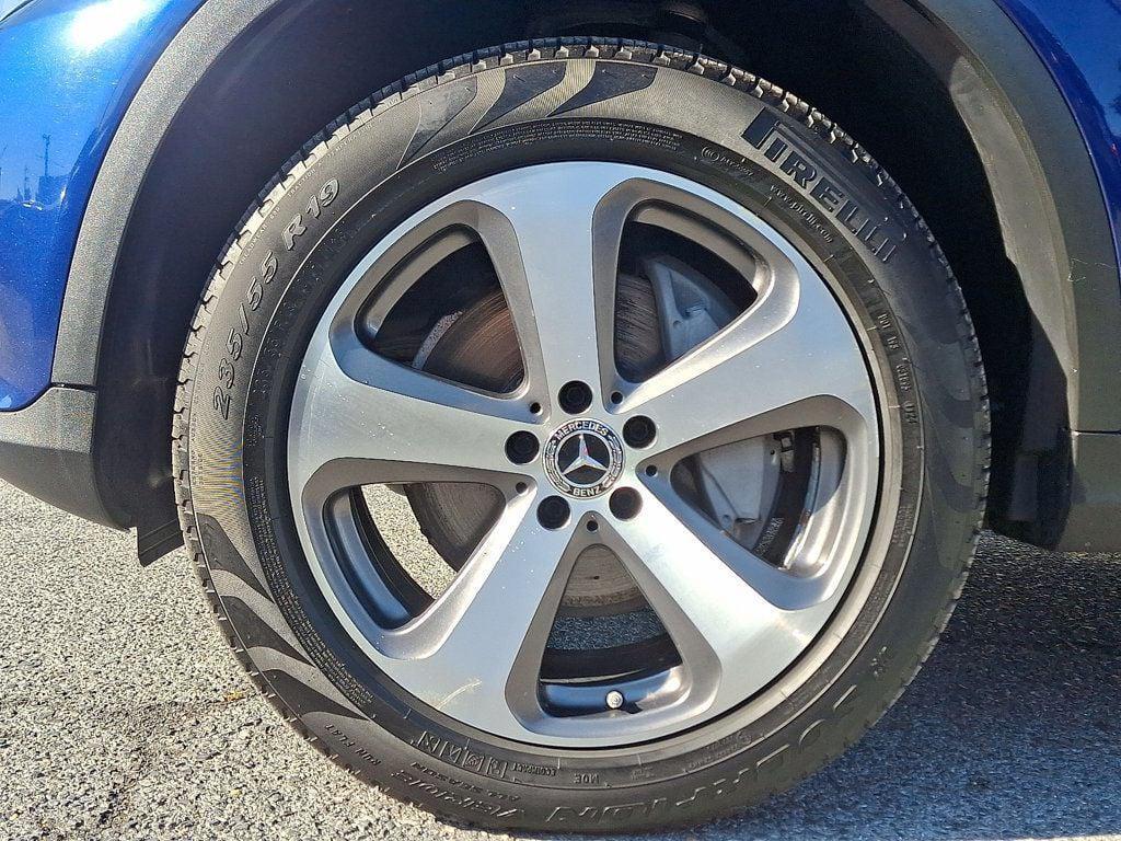 used 2019 Mercedes-Benz GLC 300 car, priced at $17,599