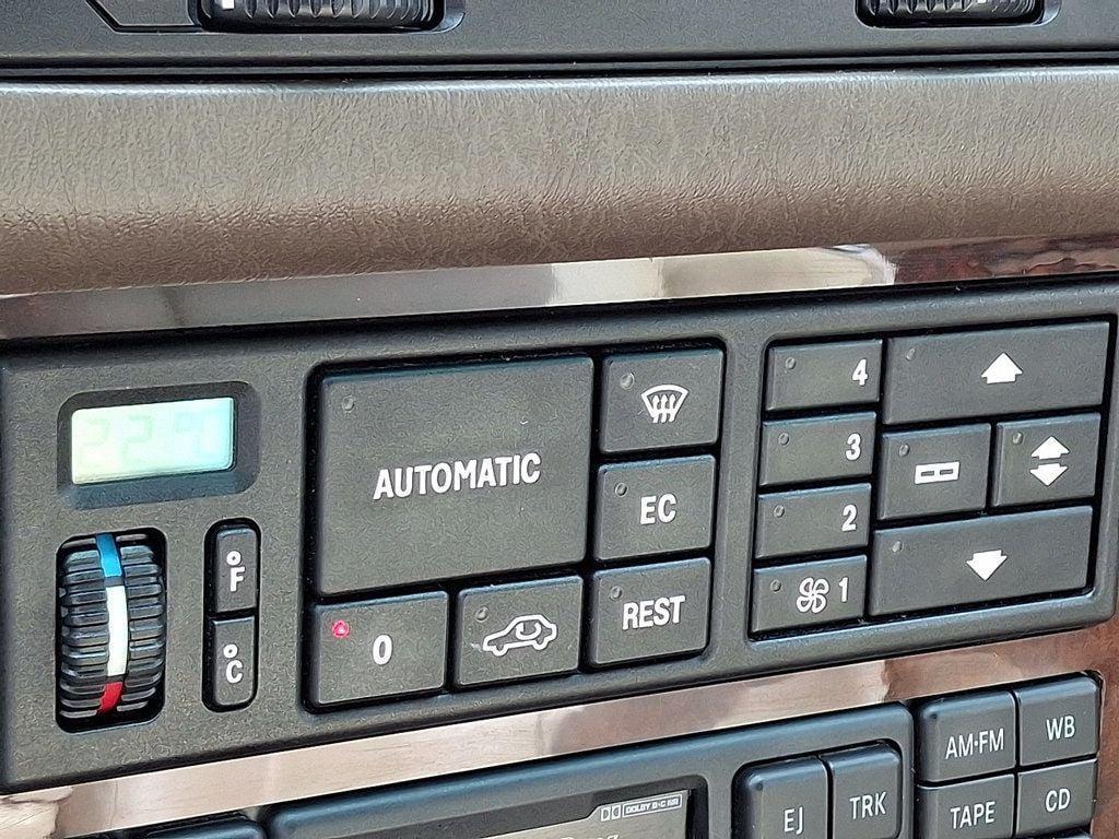 used 1996 Mercedes-Benz SL-Class car, priced at $9,995