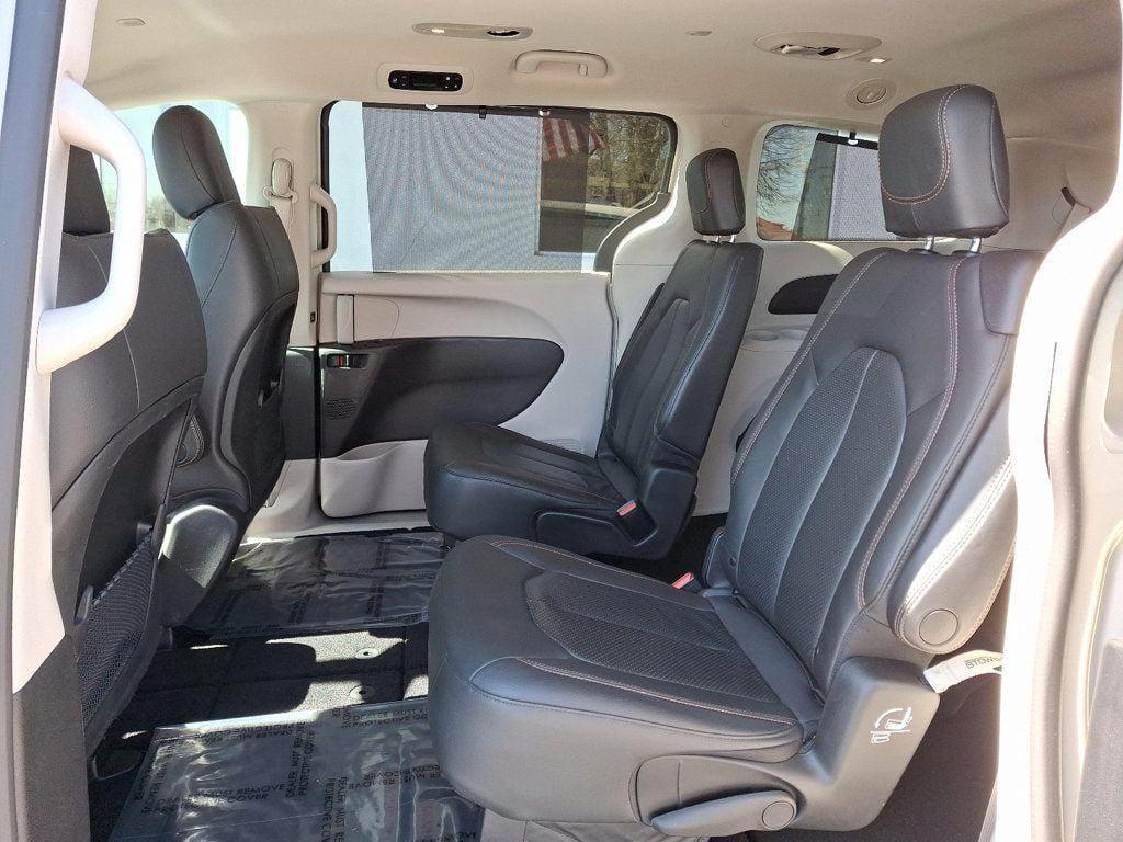 used 2020 Chrysler Pacifica car, priced at $14,995
