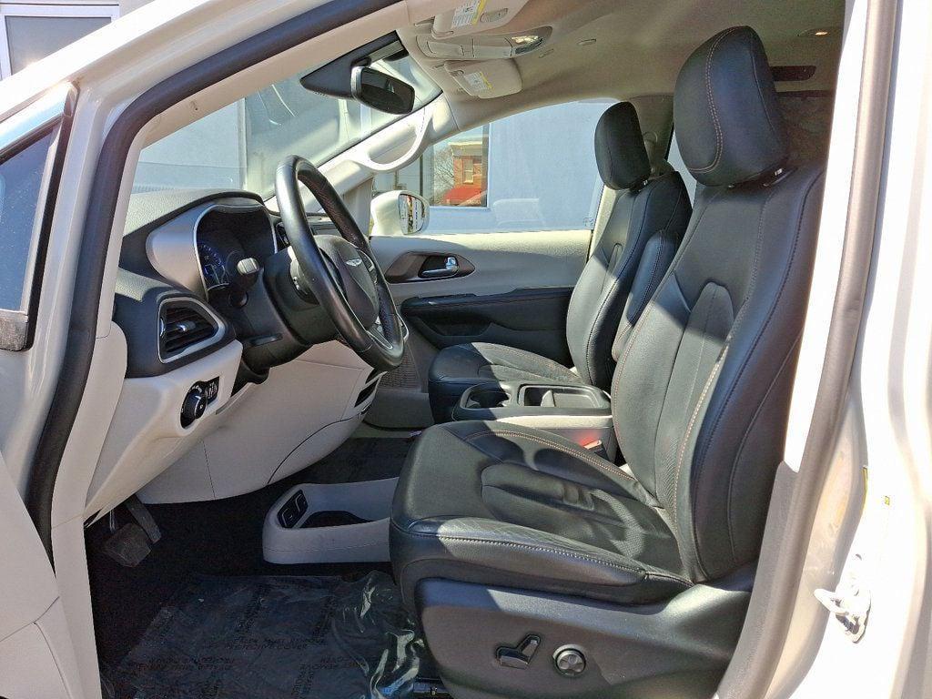 used 2020 Chrysler Pacifica car, priced at $14,995