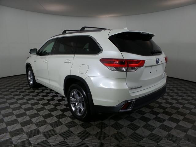 used 2019 Toyota Highlander Hybrid car, priced at $31,816