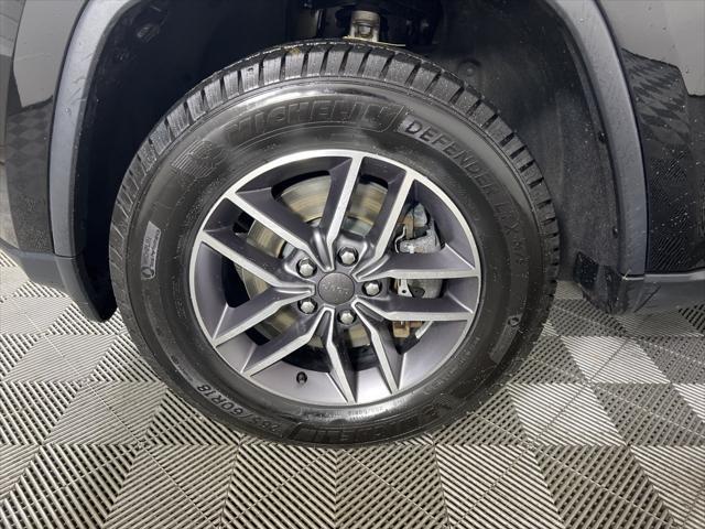 used 2021 Jeep Grand Cherokee car, priced at $28,628