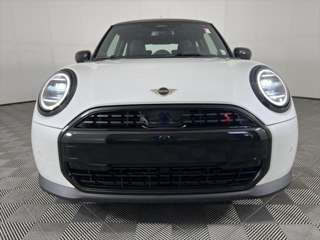 used 2025 MINI Hardtop car, priced at $31,902
