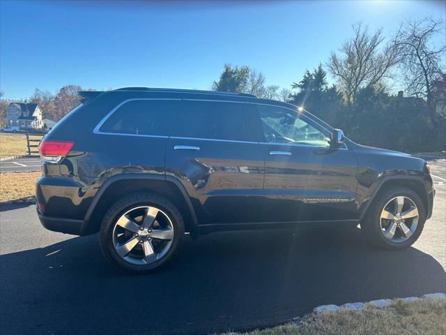 used 2015 Jeep Grand Cherokee car, priced at $14,995