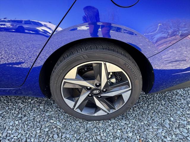 used 2023 Hyundai Elantra car