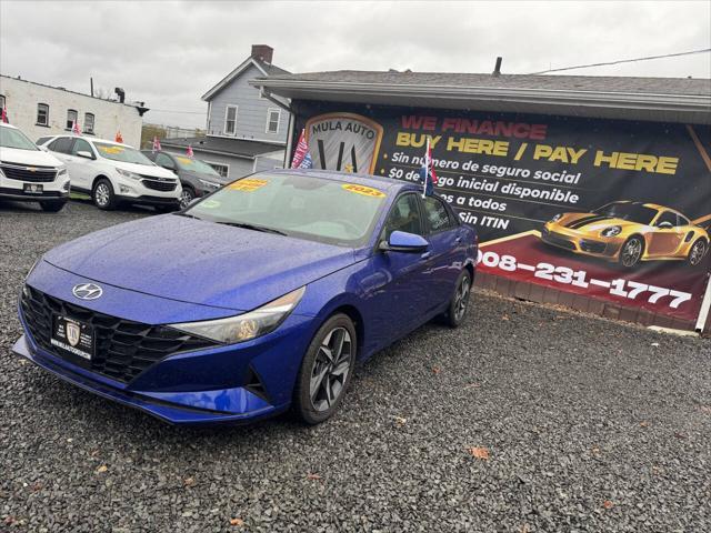 used 2023 Hyundai Elantra car